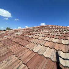 Roof-Cleaning-in-Villa-Sol-Neighborhood-in-Kissimmee-FL 3